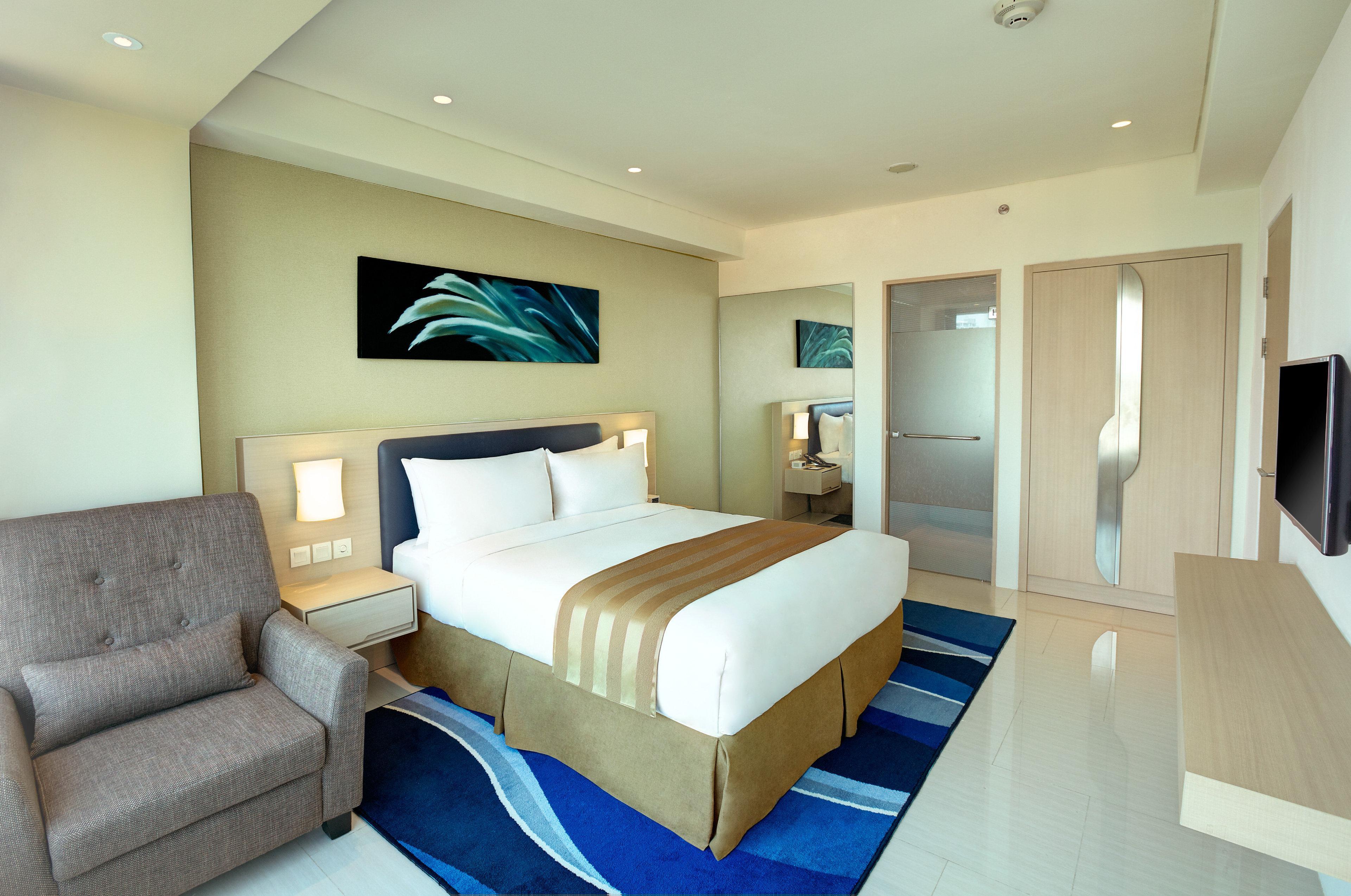 Holiday Inn Express Jakarta International Expo By Ihg Exterior photo
